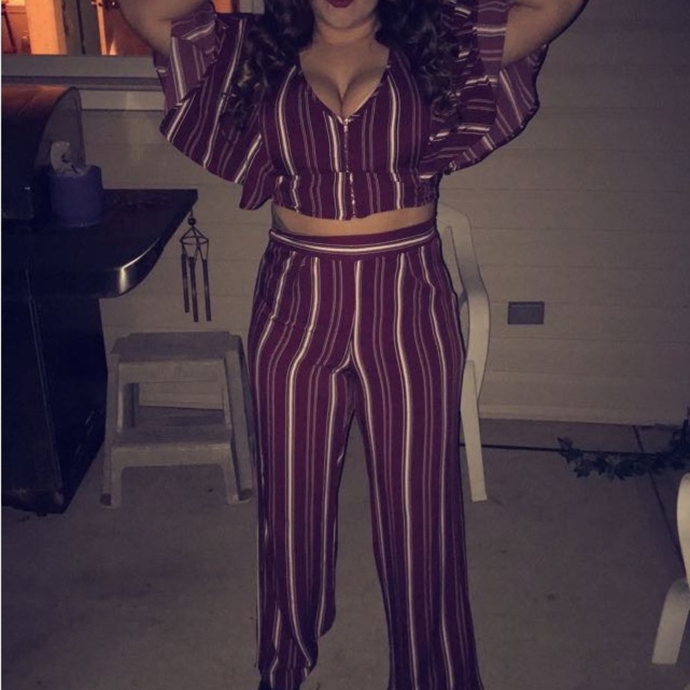 Only worn once pictured . Maroon stripe two piece set . Reversible top.